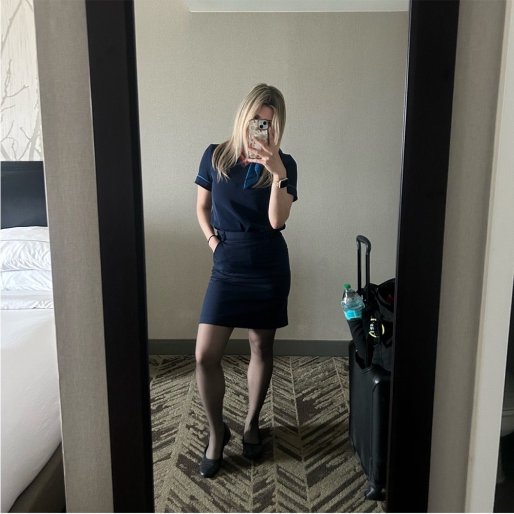 uniform navy skirt